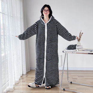 冬季加长款拉链连帽大码睡裙女条纹舒棉绒加厚保暖胖mm睡袍家居服