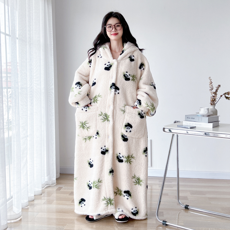 卡通熊猫连帽珊瑚绒大码睡袍女