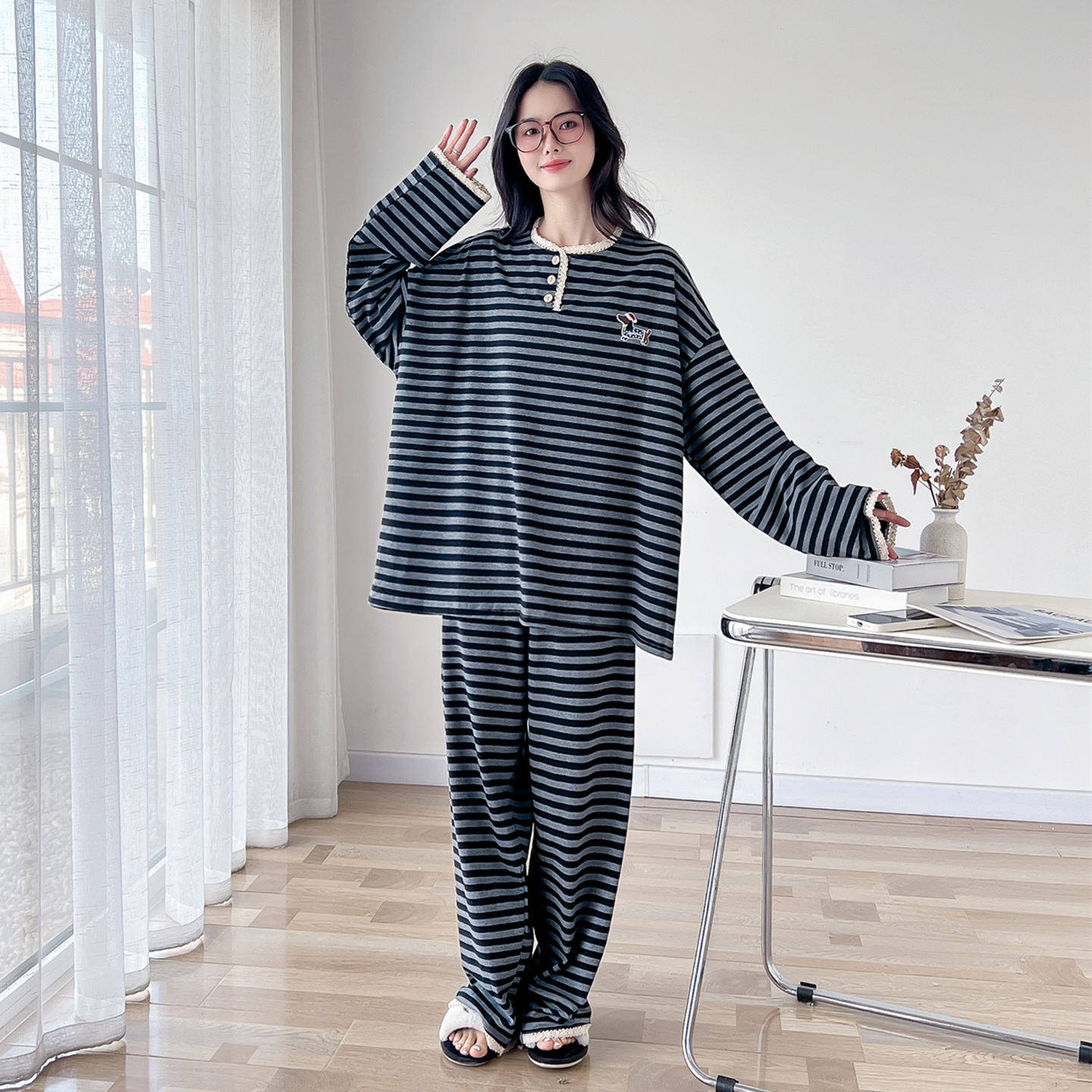 卡通狗条纹针织棉大码睡衣女春秋季长袖胖MM200斤休闲家居服套装