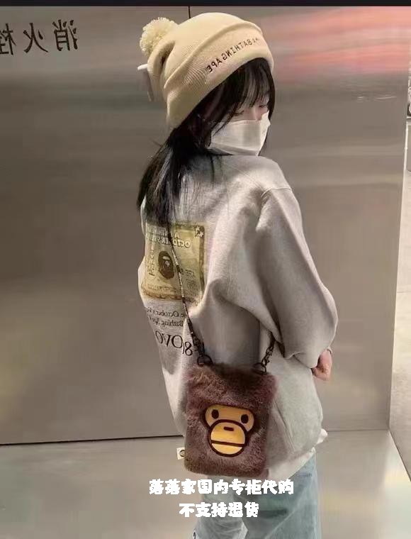 bape2022卡通毛绒斜挎包babymilo