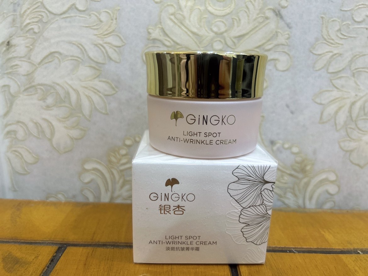 包邮雅丽洁金银杏淡斑抗皱菁华霜金纯弹力面霜抗皱补水保湿紧致