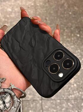 黑色简约磨砂褶皱苹果15pro手机壳16适用iphone13硅胶14plus高级感 12promax凹凸防摔11女网红肤感保护套