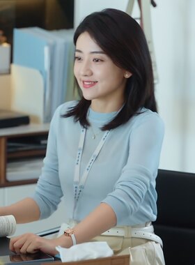 我可能遇到了救星梁洁叶时蓝同款针织衫女蓝色圆领休闲薄款毛衣