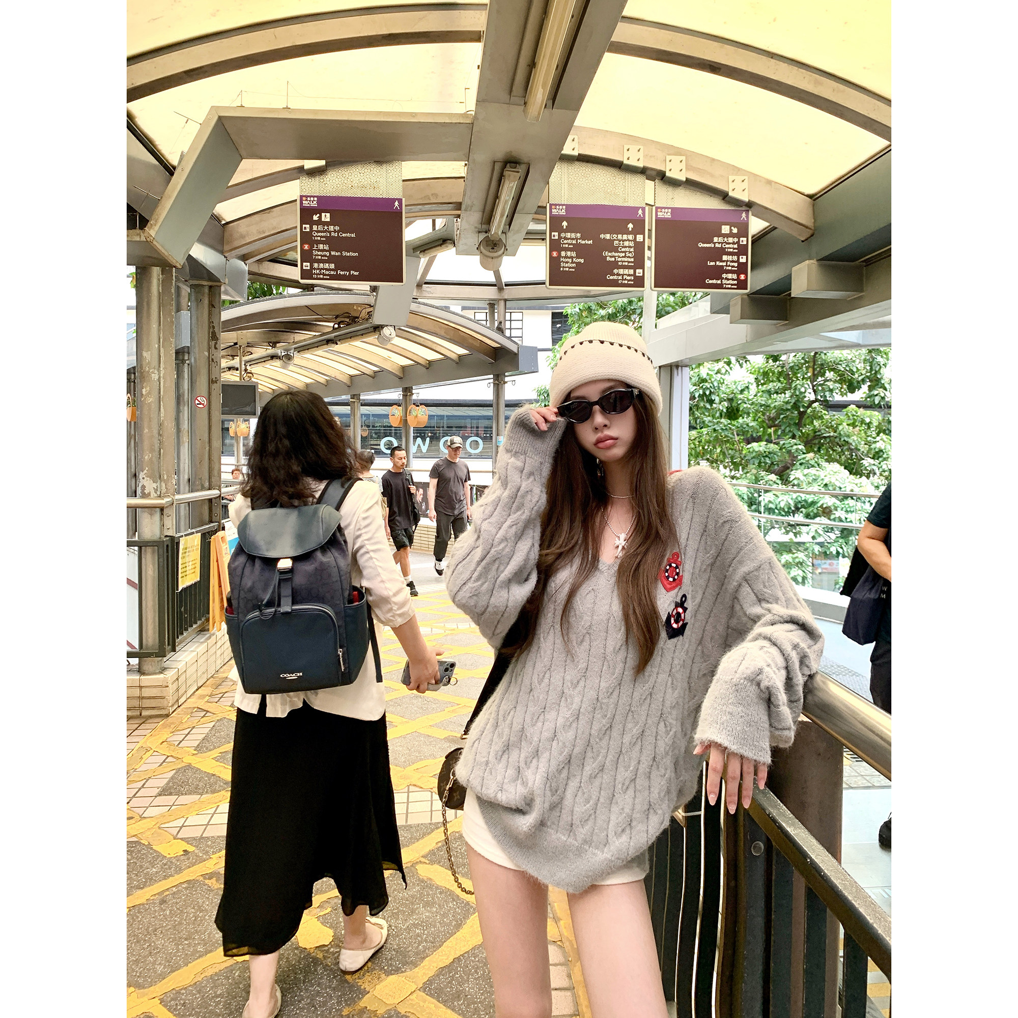 Thas9i九亿 马德里假日 V领撞色翻领航海风羊毛牛绒麻花毛衣上衣