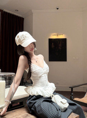 Thas9i九亿 蕾丝拼接花苞下摆修身吊带背心女肌理感收腰抹胸上衣