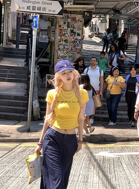 Thas9i九亿 小狗派对 美式自带珍珠项链T恤显瘦后背绑带弹力上衣