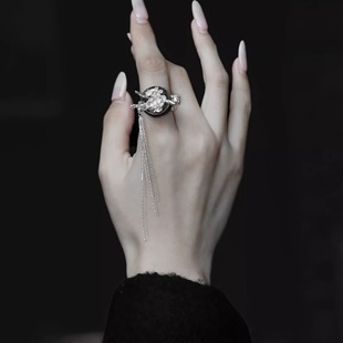 東黑三白/ 罐黑藏花影 s930纯银原创设计小众暗黑做旧戒指礼物