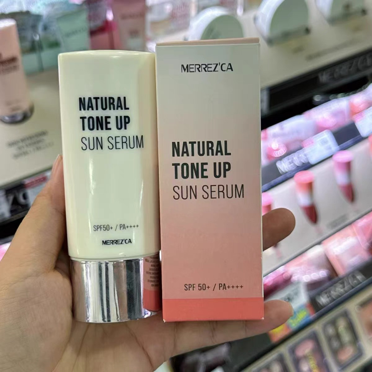泰国本土Merrezca 高效防晒 精华乳液提亮肤色清透舒适清爽spf50
