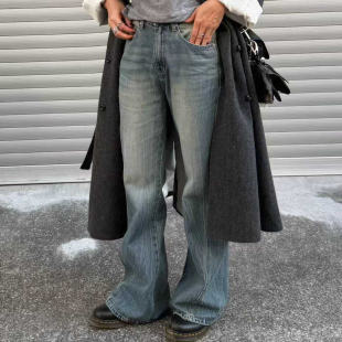 闪闪家 韩国东大门代购TEMPTING褶皱气质微喇显瘦牛仔裤