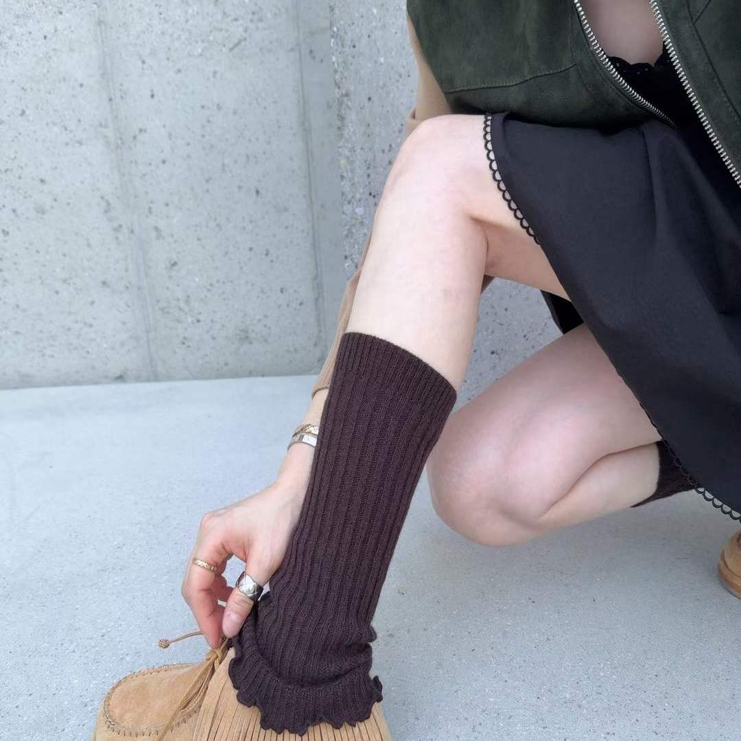 HELDER-P羊毛针织荷叶边中筒袜套