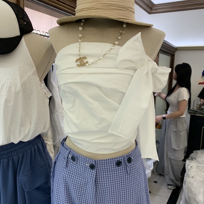 VIRKIN度假风蝴蝶结绑带弹力抹胸