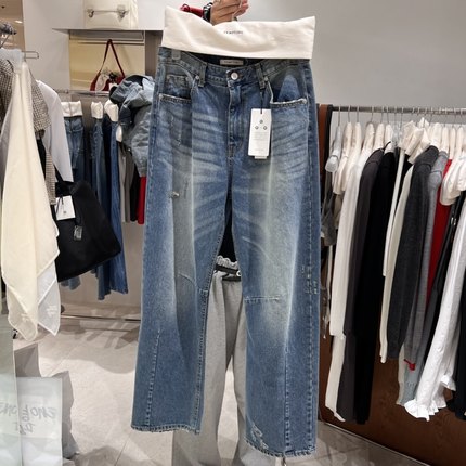 闪闪家 韩国东大门代购TEMPTING纹路做旧休闲直筒宽松牛仔裤