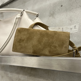 闪闪家 BREATHE时髦设计感牛皮斜跨小包包 韩国东大门代购