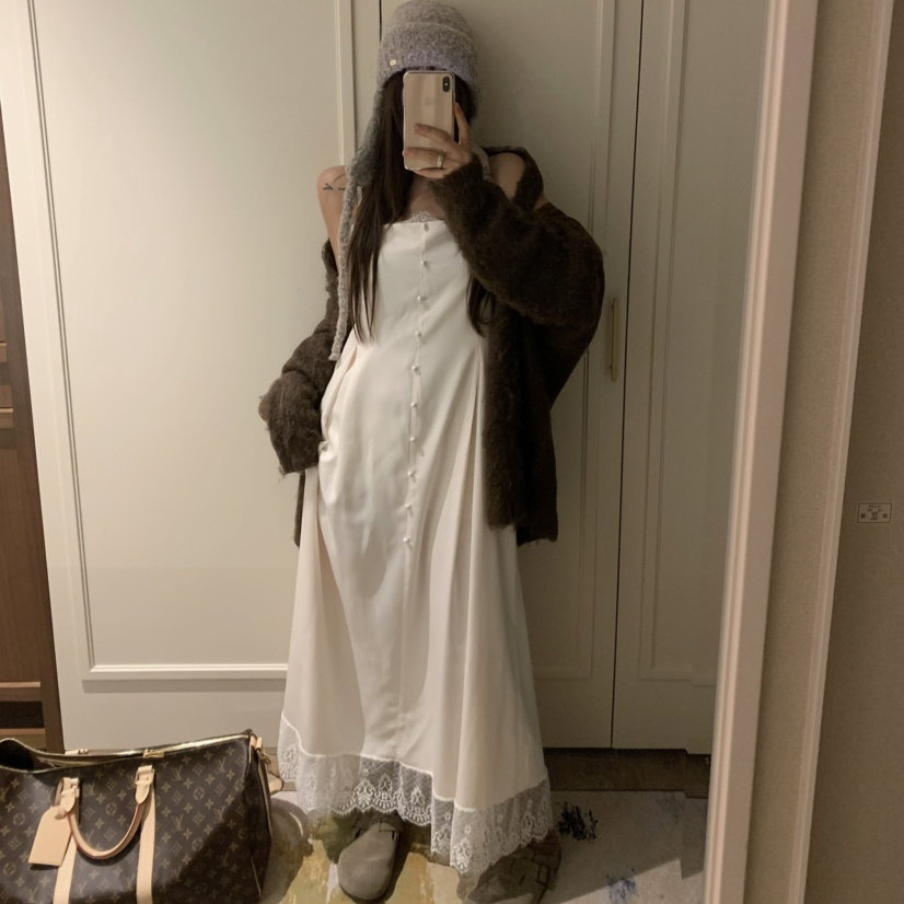 VIRKIN甜美百搭蕾丝吊带连衣裙