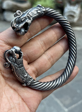 纯手工打造老银手镯 少数民族老手工银饰 麻花老银手镯 双龙头