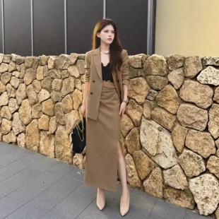 2026春季新款女式轻熟风西装外套上衣开叉半身裙休闲通勤两件套装