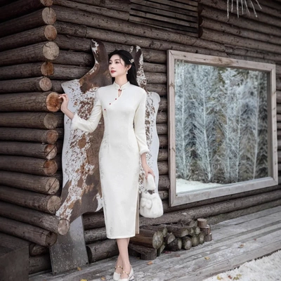 白色旗袍女新中式气质高端2025新款订婚礼服裙冬季加绒长袖年轻款