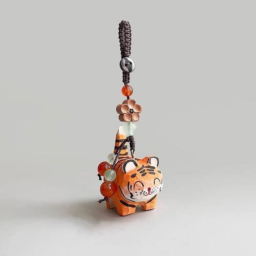 手工木雕老虎钥匙扣平安桃木梅花汽车书包包挂件朋友生日礼物挂饰