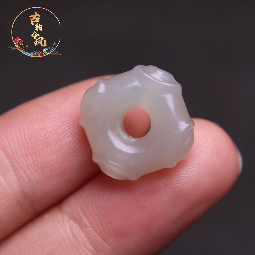 和田玉四方背云侧挂配饰