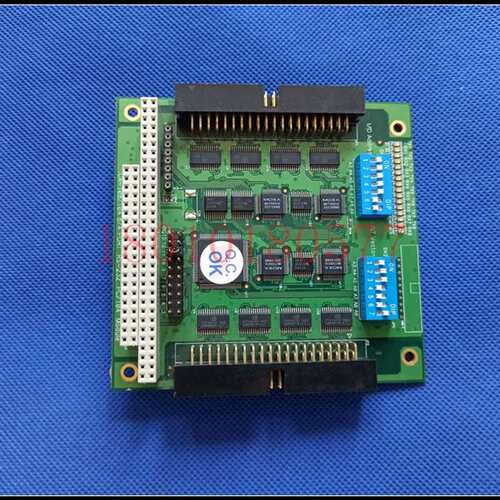 MOXA CA-108/104 8/4 PORT RS-232 PC/104 MODULE 功能完好 模块