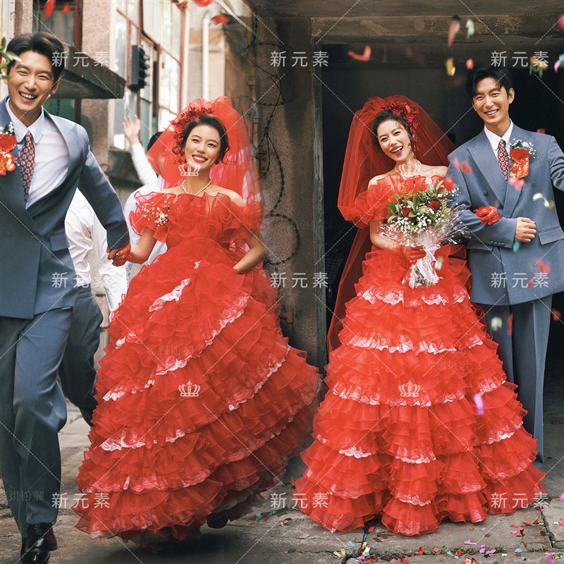 照相馆复古红色婚纱礼服80年代港风结婚照新娘婚纱旅拍写真摄影服