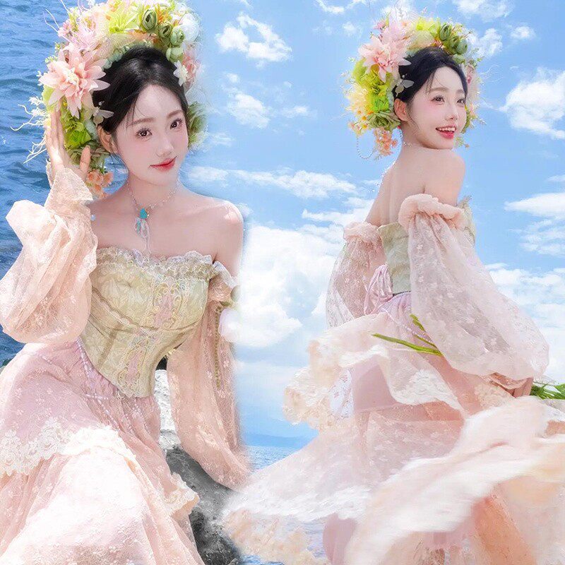 西双版纳新款爆款苗疆民族风旅拍服装女大理丽江云南摄影写真服装