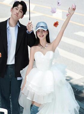 照相馆工作室主题摄影服装美搭情侣装婚纱拍照服装街拍甜美浪漫旅