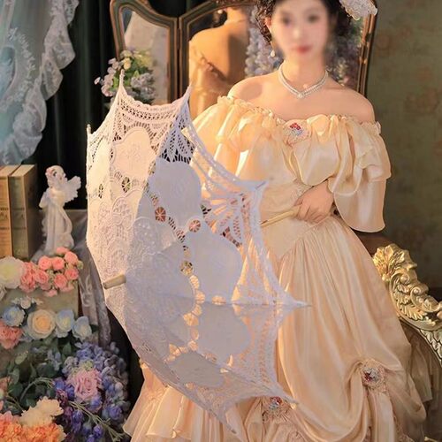 新款影楼主题服装轻奢复古欧式宫廷古董婚纱法式油画拍照摄影礼服