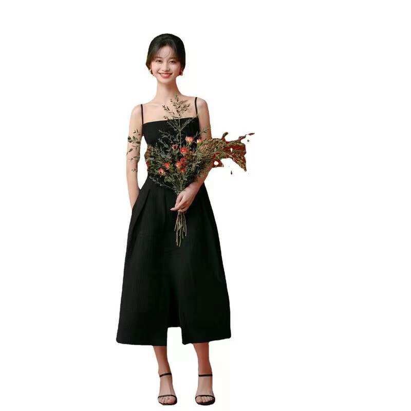 影楼韩式主题服装极简婚纱礼服高级感个人写真拍照情侣吊带裙摄影
