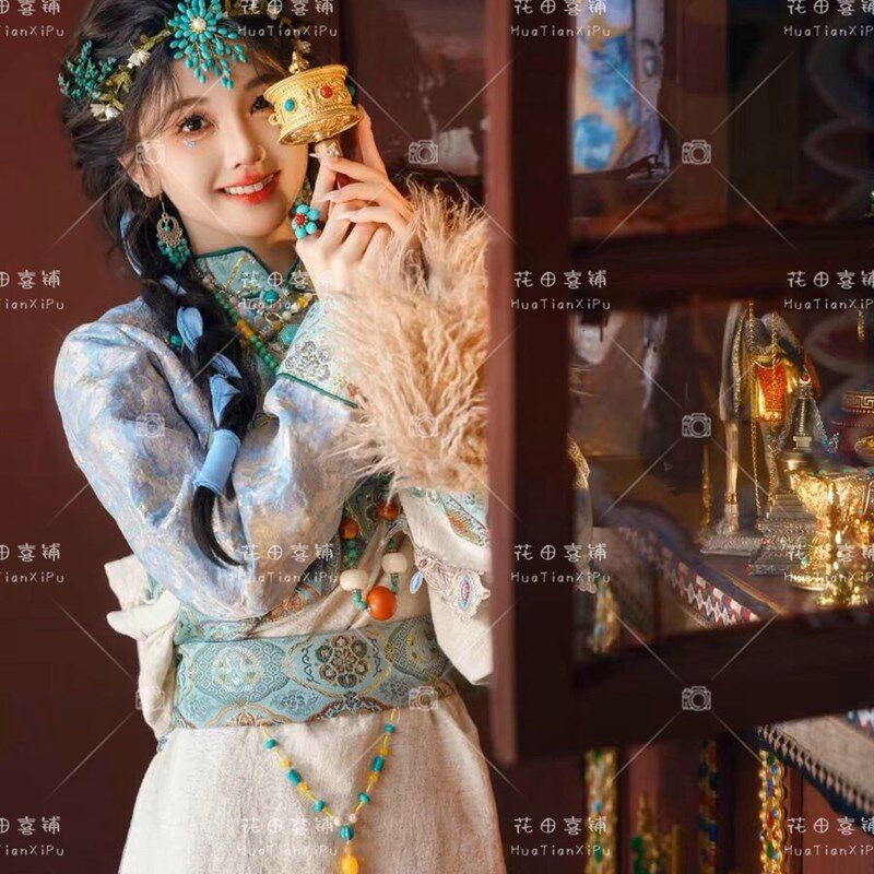新款藏族服装女春秋新款藏袍西藏民族风拉萨服藏装旅拍写真服饰