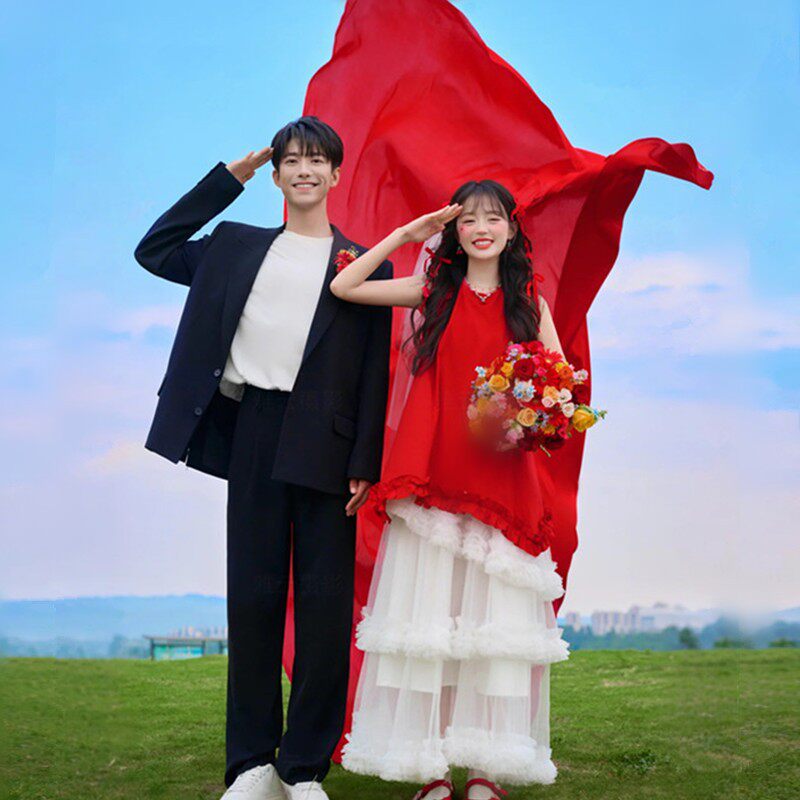 影楼新款拍照主题婚纱韩系喜嫁红色订婚礼服情侣森系旅拍摄影服装