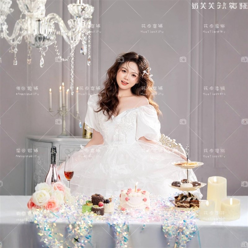 2026照相馆新款韩系梦幻甜美公主风生日照白色婚纱个人写真艺术照