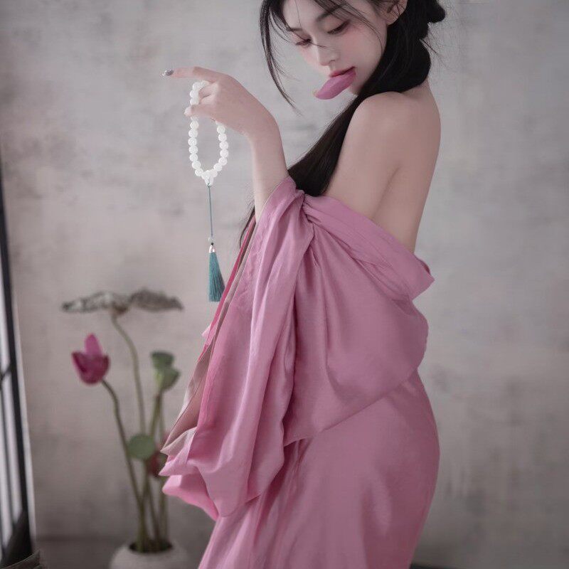 照相馆新款复古中式清冷汉服战国洋装少女艺术照写真拍照摄影服装