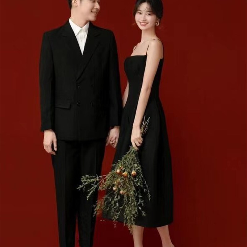 照相馆韩式主题服装极简婚纱礼服高级感个人写真拍照情侣摄影吊带