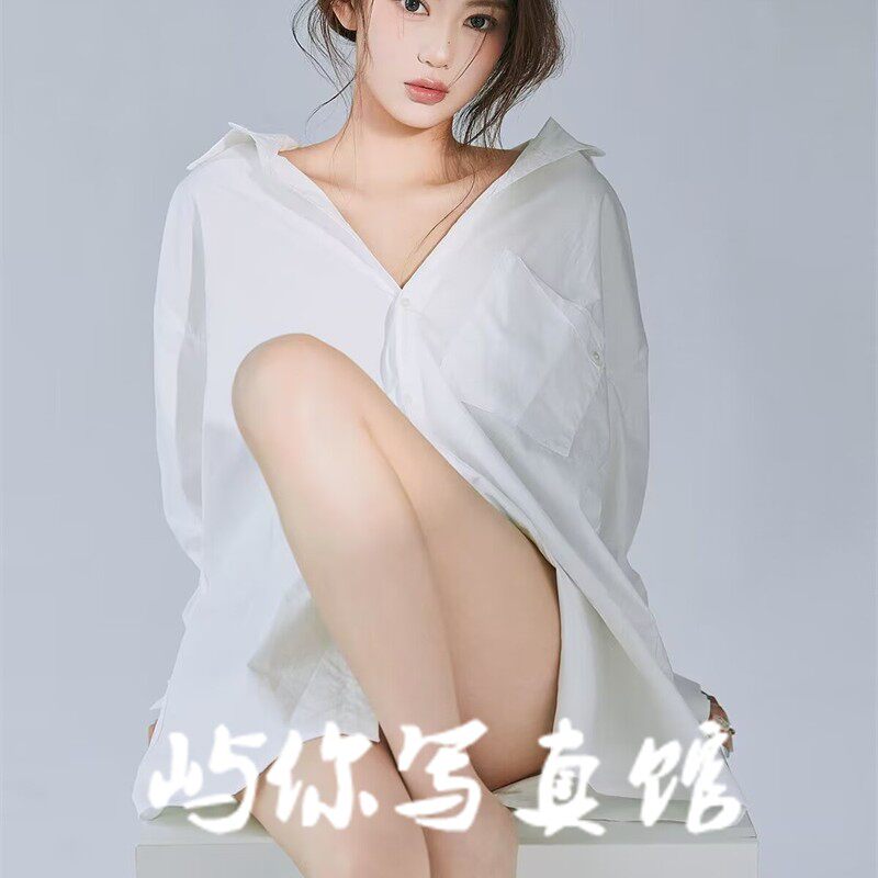 影楼新款拍照衣服光影清冷纯欲氛围感写真少女白色衬衣艺术照服装