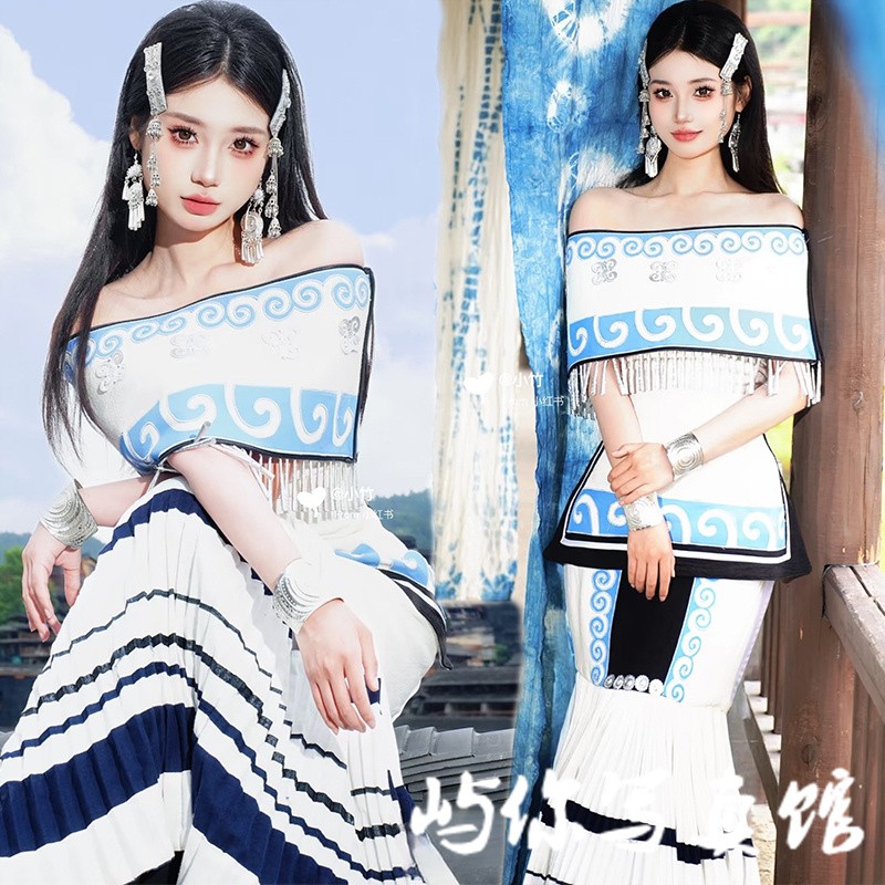 新款影楼少数民族摄影服装彝族苗疆少女拍照写真云南大理旅拍服饰