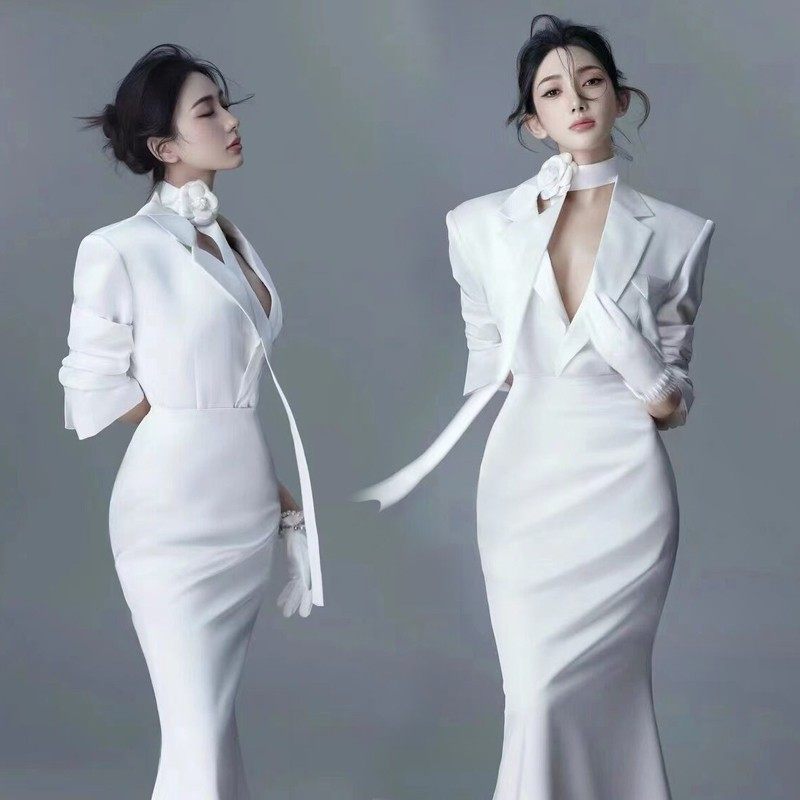 影楼拍照主题服装杂志封面系脖花朵飘带简约白色西装鱼尾礼服套装,个性定制/设计服务/DIY,动漫/cos制服定制/加工,淘宝优惠券,粉丝福利购,淘宝优惠卷