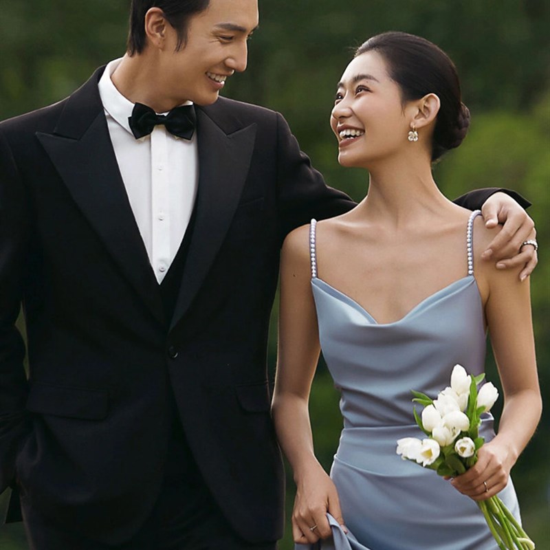 影楼拍照主题服装情侣外景摄影写真森系婚纱简约吊带钉珠鱼尾礼服