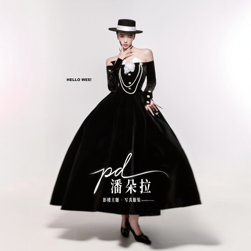新款照相馆jennie同款高级赫本风复古肖像写真服装T台走秀演出礼