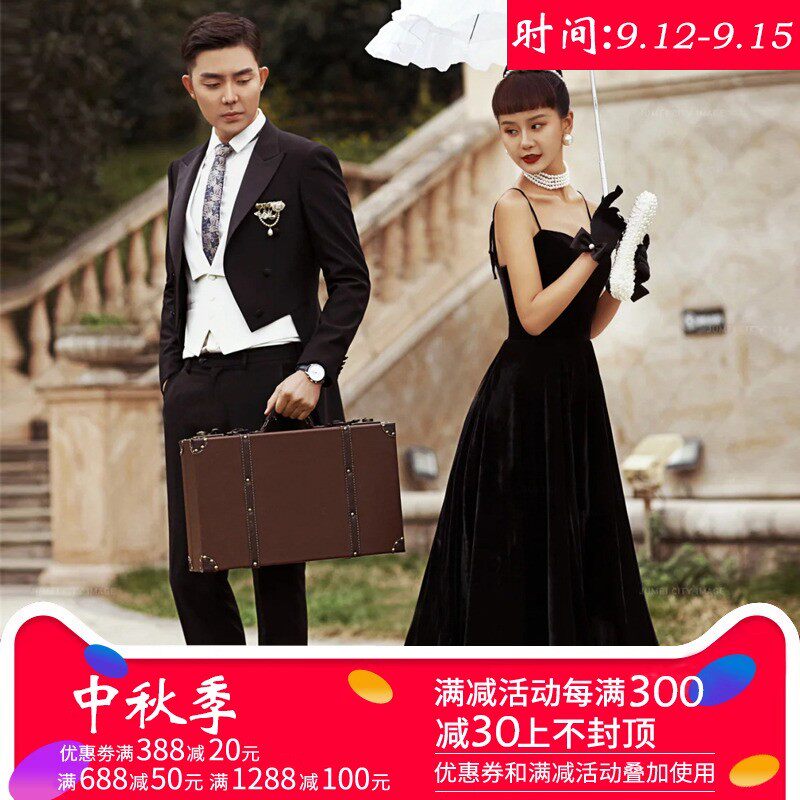 影楼2025新款修身覆古赫本丝绒晚礼服短裙情侣主题婚纱摄影服装