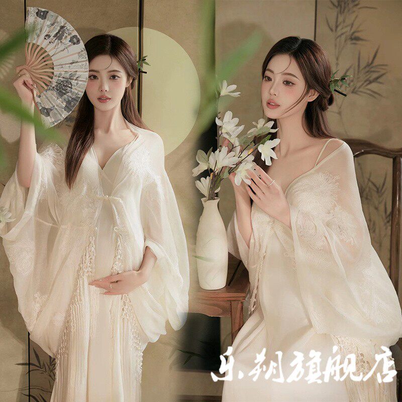 影楼新款新中式主题孕妇照服装复古风孕妈咪大肚照写真艺术照服饰