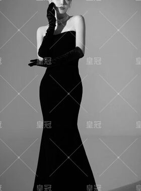 新款影楼主题赫本风写真礼服黑色丝绒抹胸法式复古气质鱼尾婚纱