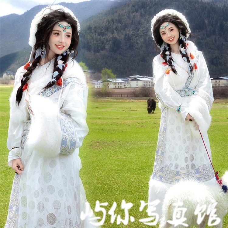 新款藏族藏袍旅拍套装云南西藏民族风特色草原小清新少女写真服装