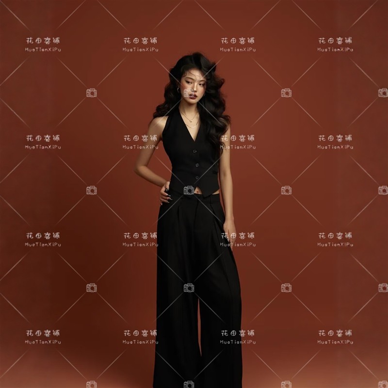 2026新款影楼时尚杂志风高级感甜酷少女个人肖像形象照写真摄影服