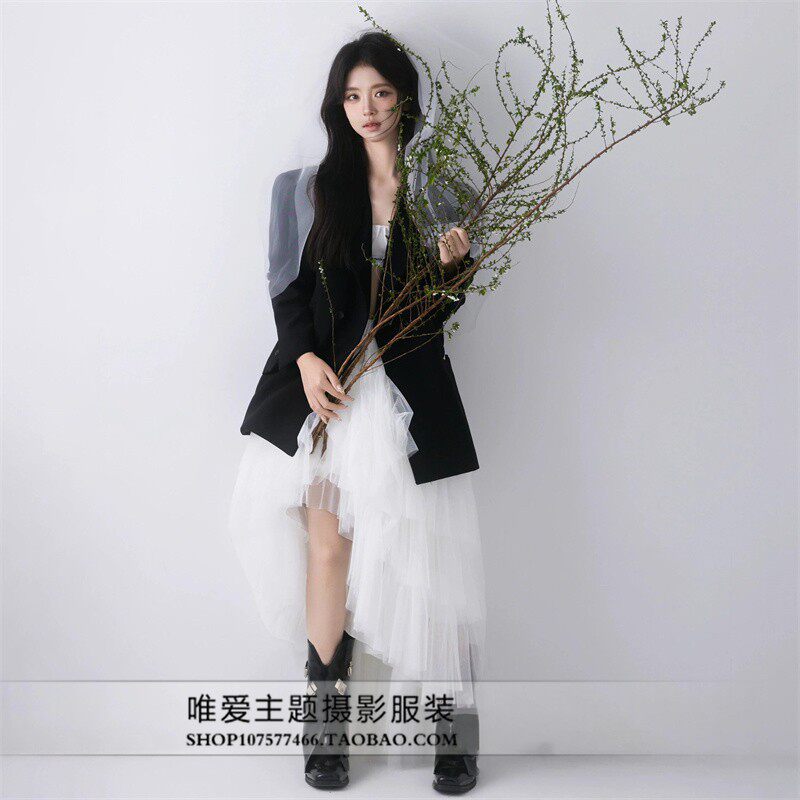 影楼新款工作室主题甜酷风黑色西装个人生日少女写真艺术照服装