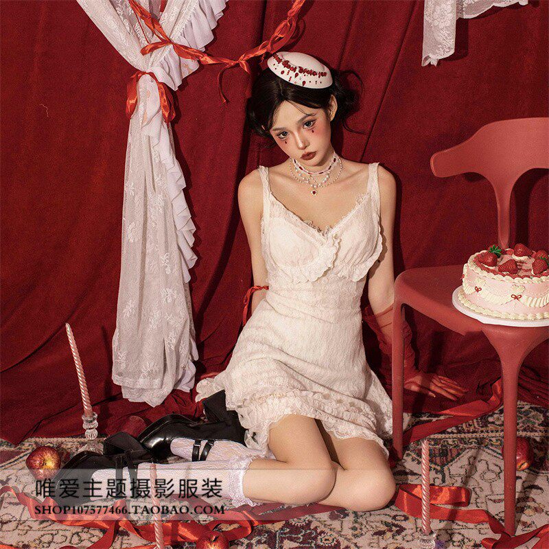 影楼新款法式复古风白色蕾丝吊带连衣裙女vintage摄影写真礼服裙