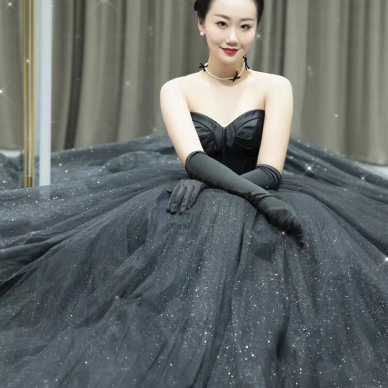 照相馆主题服装情侣写真新款黑色蓬蓬裙拍照在逃公主婚纱摄影礼服