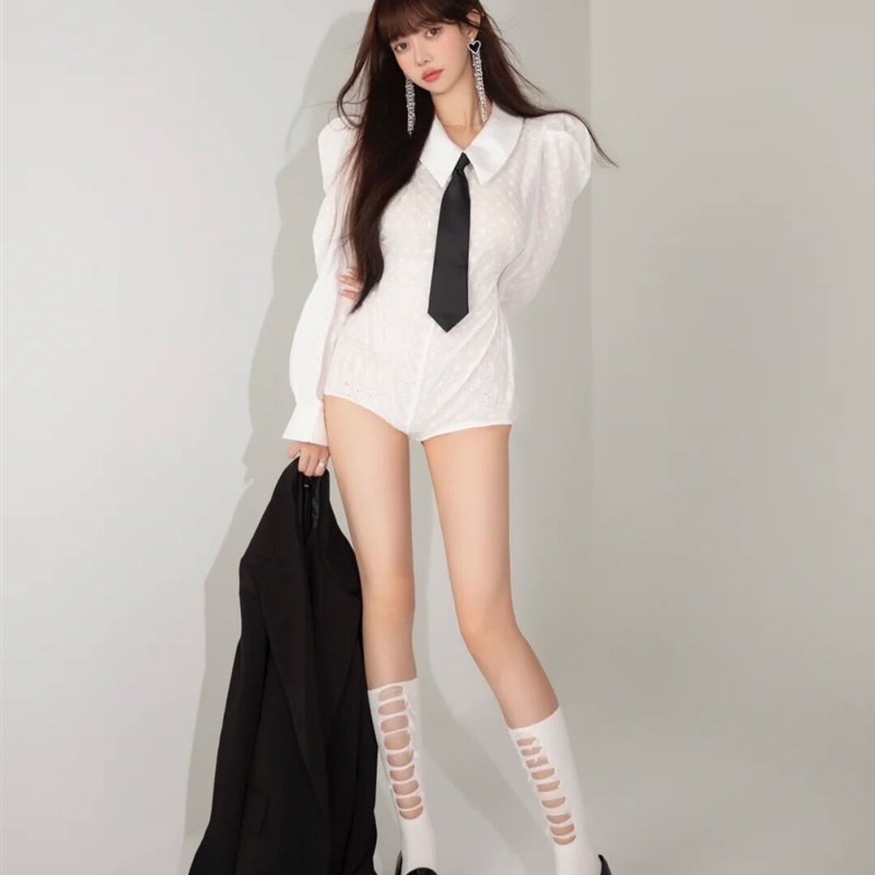 展会新款照相馆个人形象照女士西服写真主题韩系学院风肖像艺术摄