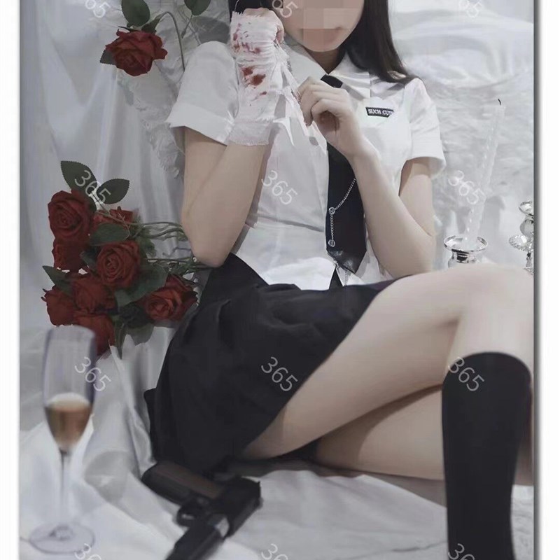 照相馆新款甜酷学院风暗黑系少女主题写真慵懒天使摄影服装演出礼