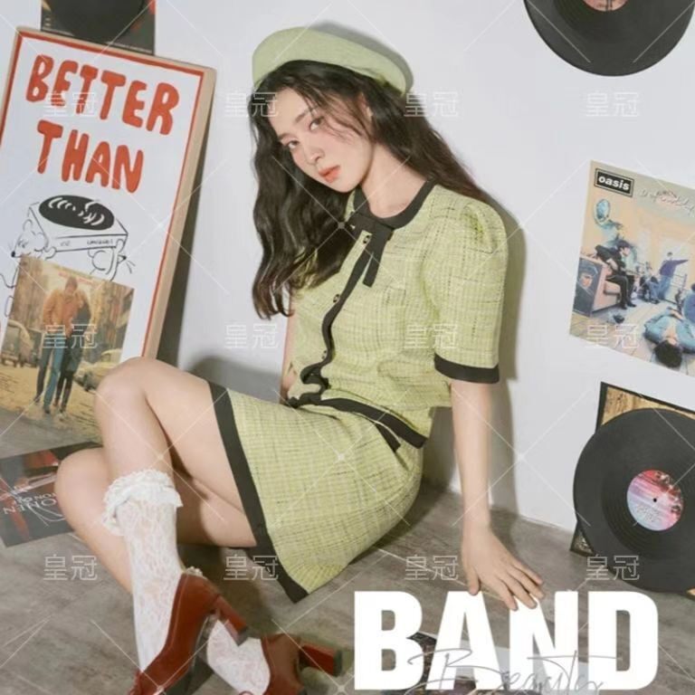 新款影楼高级感主题韩杂画报写真少女个人复古港味艺术照摄影服装